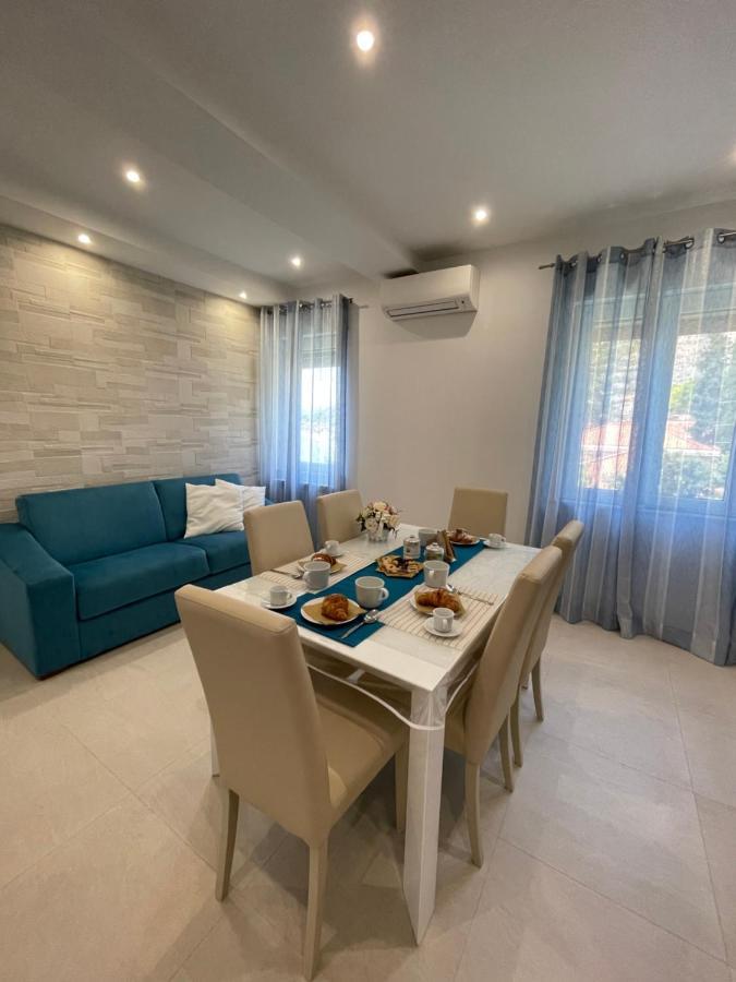Baia Di Atlantide Apartment Taormina Exterior photo