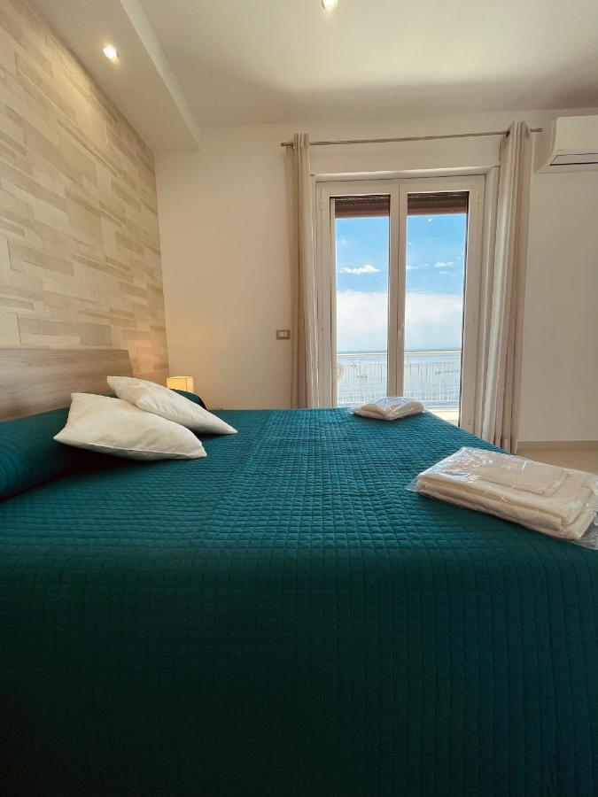 Baia Di Atlantide Apartment Taormina Exterior photo