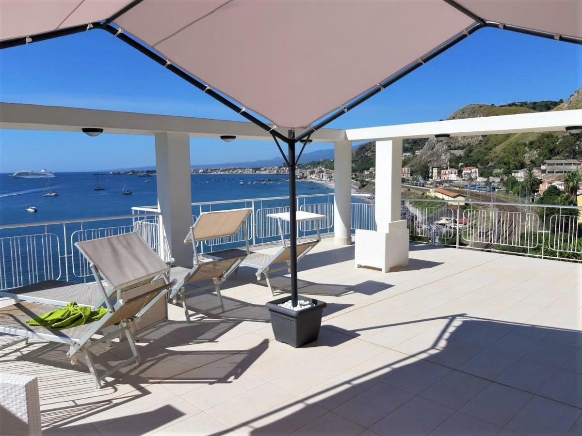 Baia Di Atlantide Apartment Taormina Exterior photo