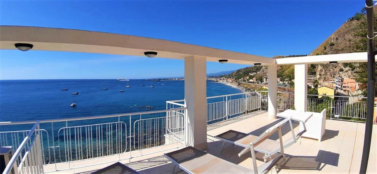 Baia Di Atlantide Apartment Taormina Exterior photo